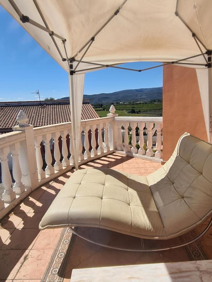 Château Angélique Villa Montroi  Exterior foto